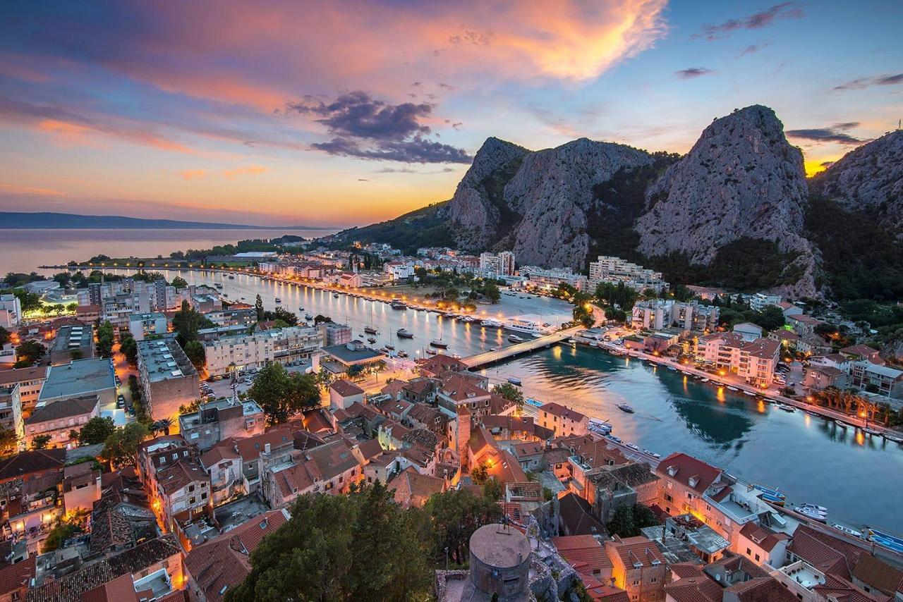 Absolute Beach Villa Omiš Exterior foto